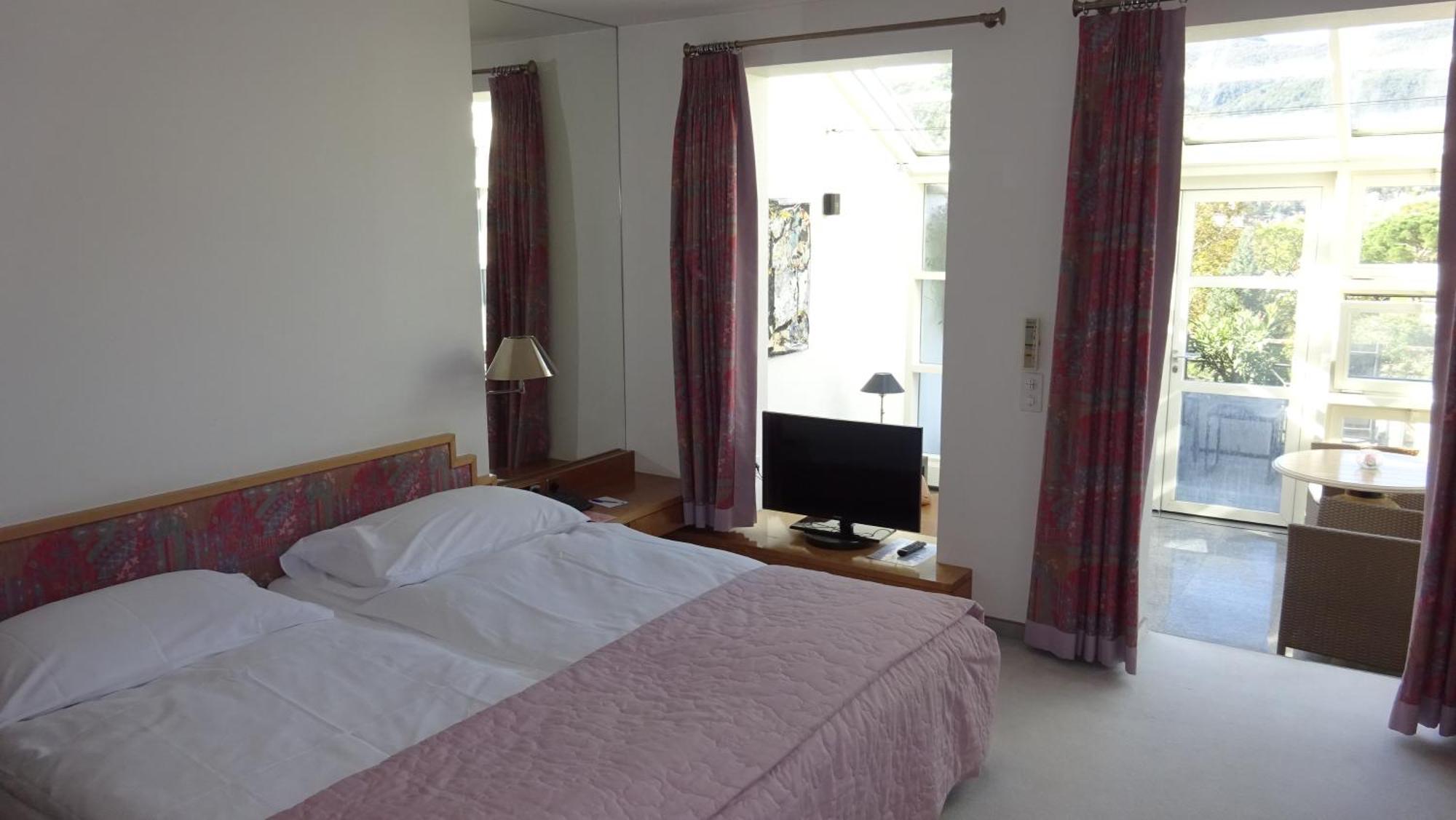 Villa Garni Gardenia กาสลาโน ภายนอก รูปภาพ