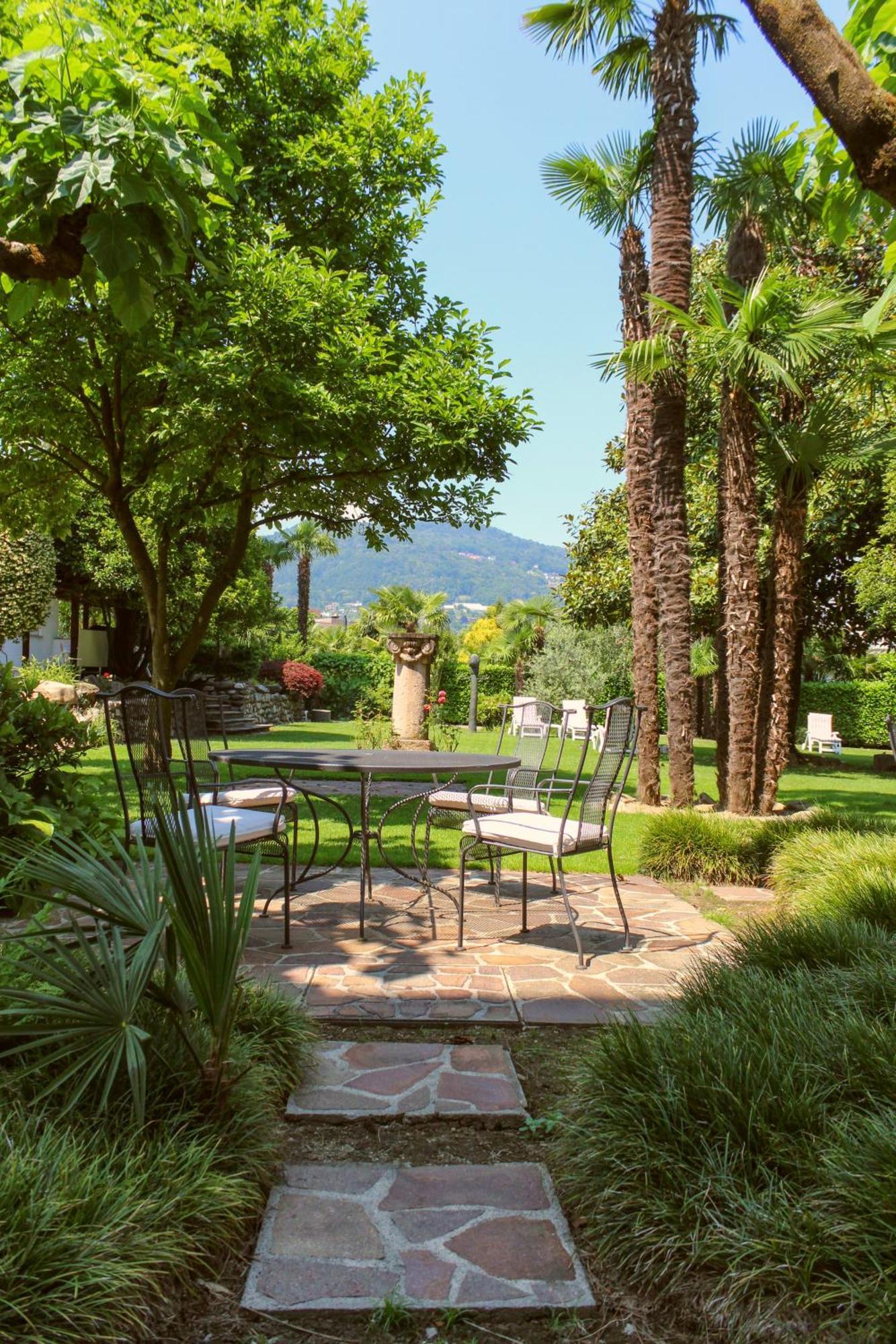 Villa Garni Gardenia กาสลาโน ภายนอก รูปภาพ