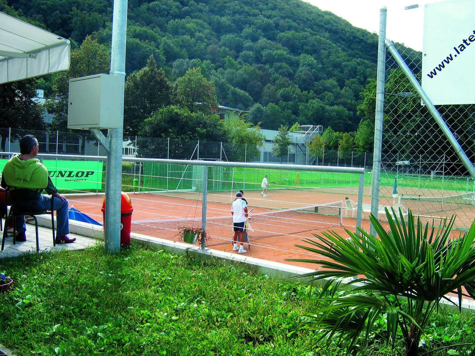 Villa Garni Gardenia กาสลาโน ภายนอก รูปภาพ