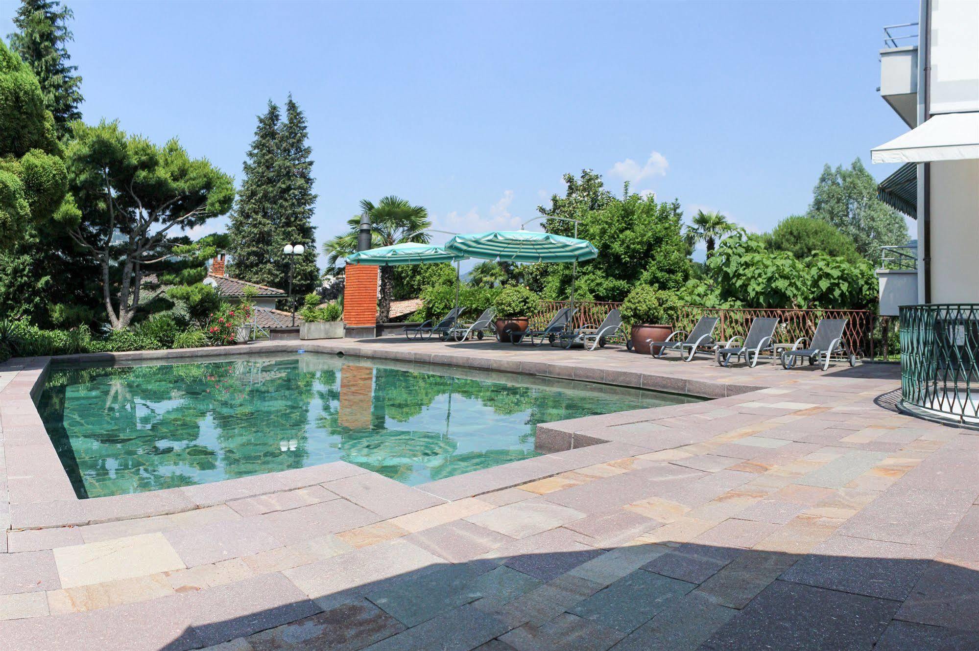 Villa Garni Gardenia กาสลาโน ภายนอก รูปภาพ